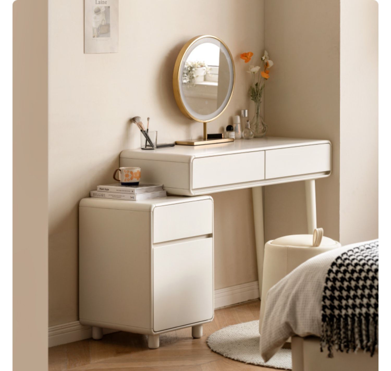 Poplar, Solid Rubberwood Milky Telescopic Dressing Table.