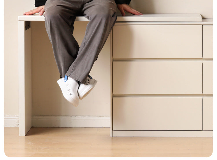 Solid RubberWood Cream Style Telescopic Vanity Table.