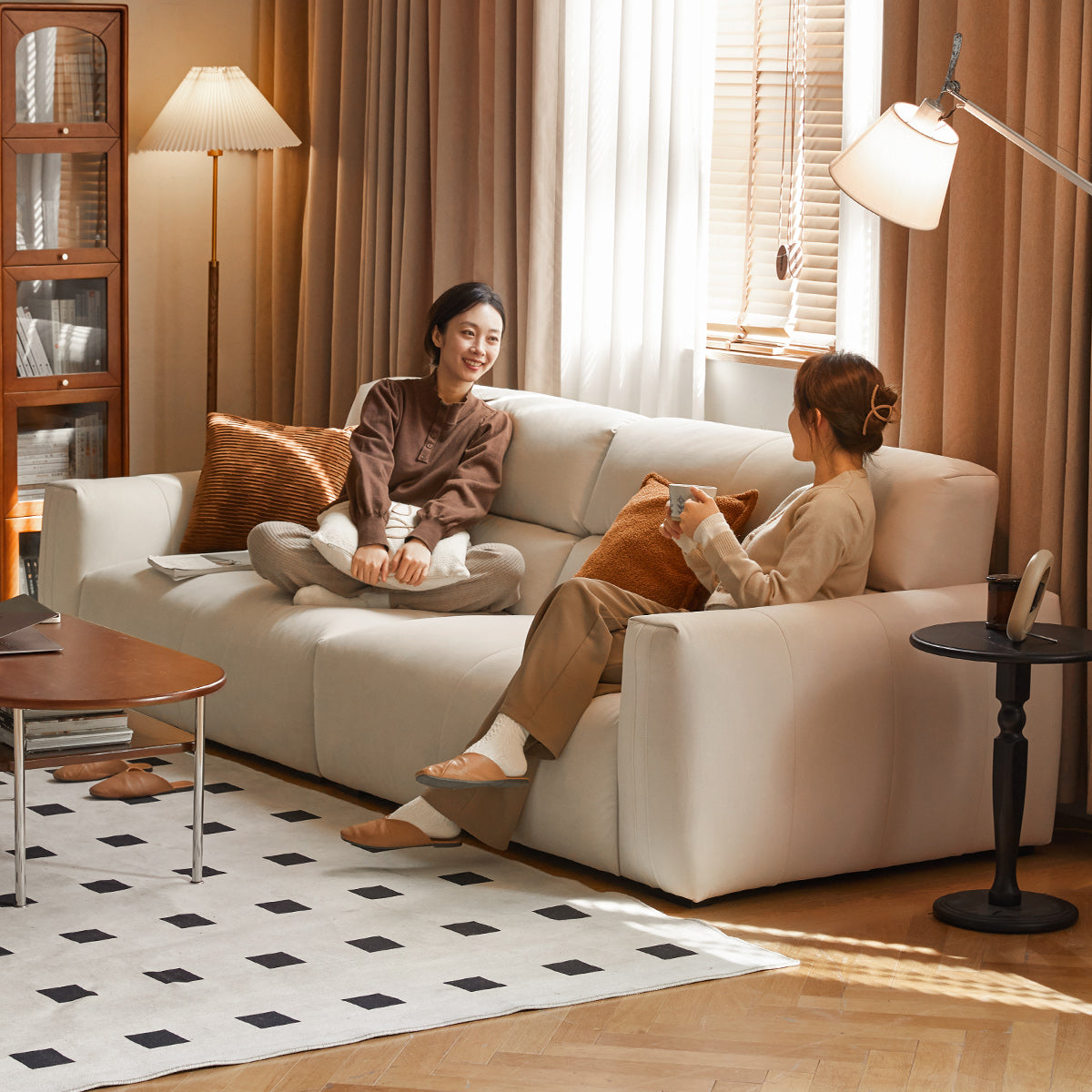 Fabric Cream Style Cat Scratching Cloth Sofa.