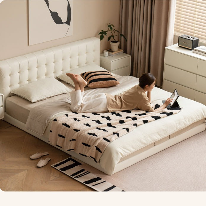 Organic Leather Art Floor Bed