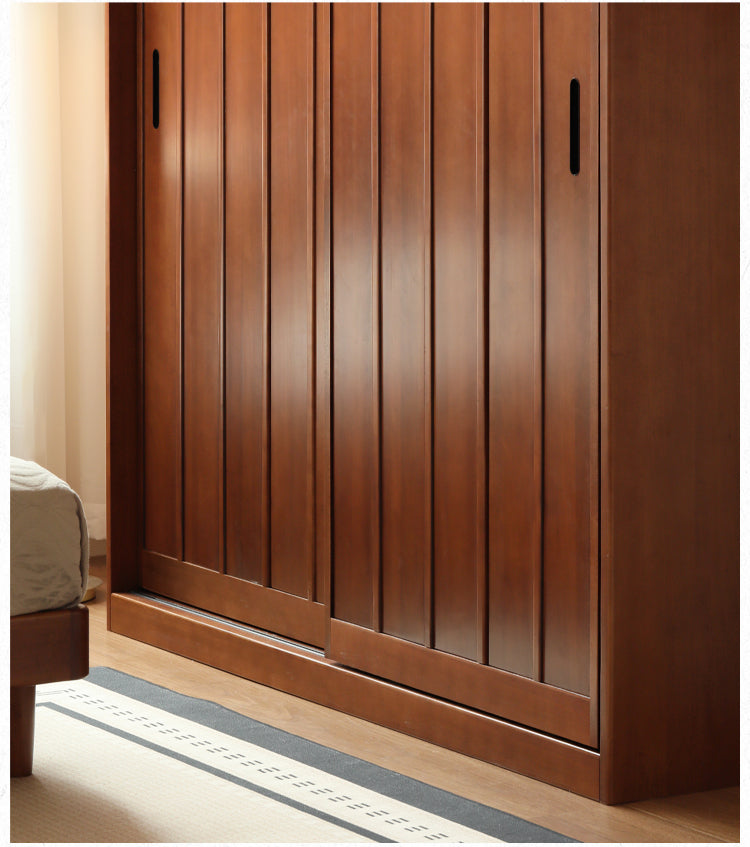 Poplar Solid Wood Wardrobe Retro Sliding Door Wardrobe.