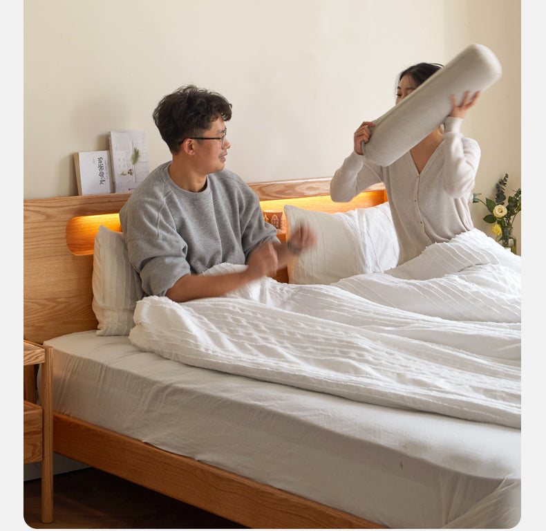 Oak Solid Wood Suspension Luminous Bed