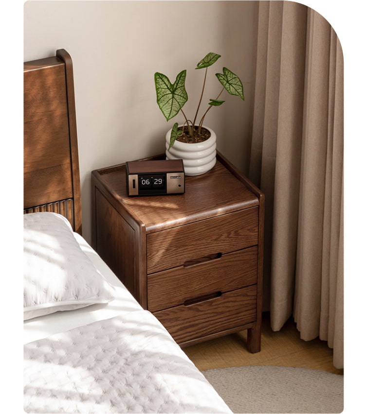 Oak Solid Wood, Solid Rubberwood Nordic Style Nightstand