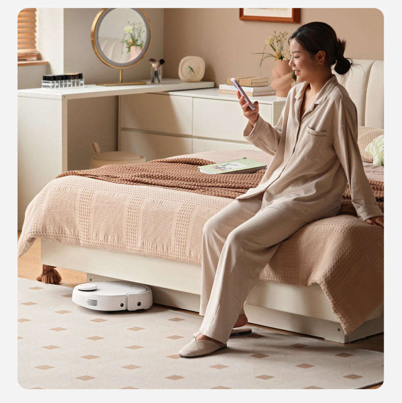 Oak, Rubber Wood Solid Wood Cream Technical Fabric Suspended Box Storage Bed