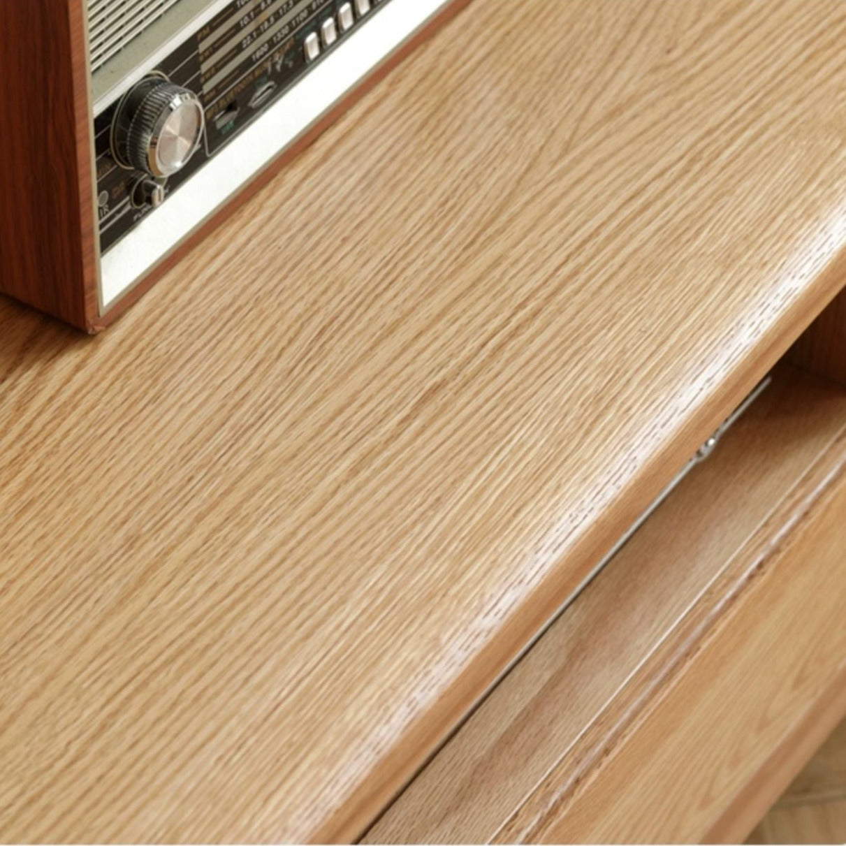 Oak, Solid Rubberwood Modern TV Stand