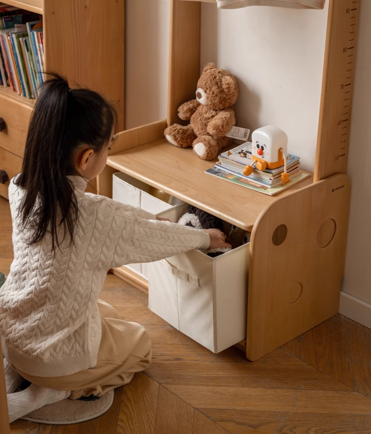 Beech, Solid Rubberwood Children's Coat Rack.