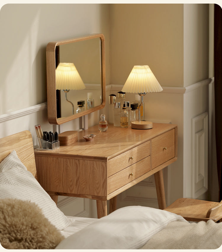 Oak Solid Wood Modern Dressing Table With Mirror.