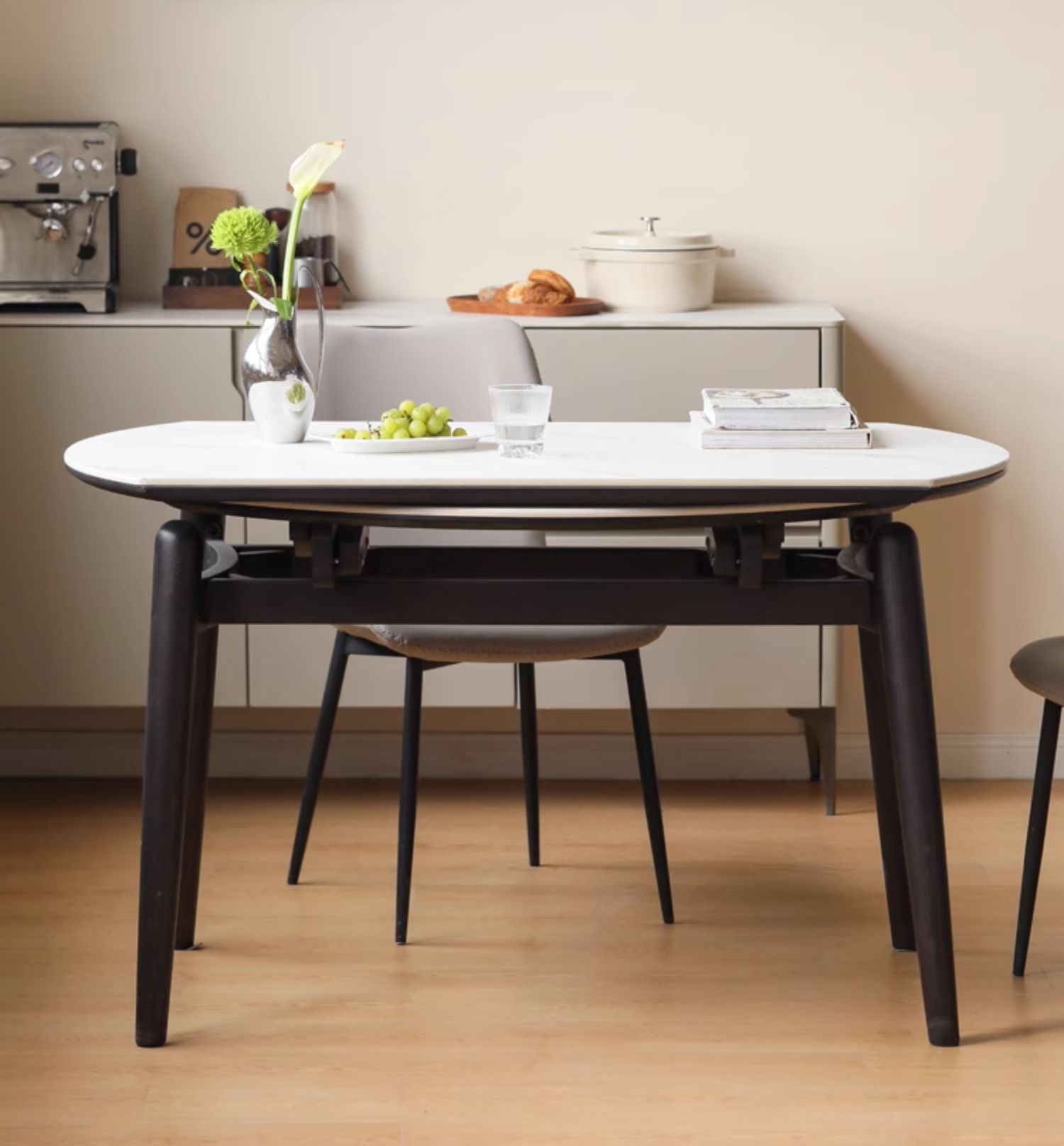 Oak Solid Wood Light Luxury Rock Retractable Dining Table
