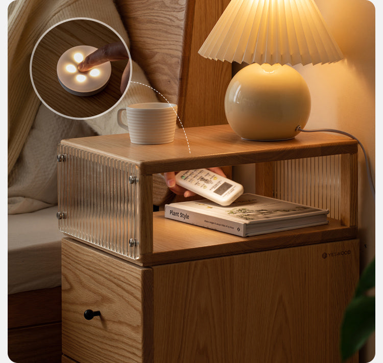 Oak Solid Wood wheel nightstand Narrow with Light)