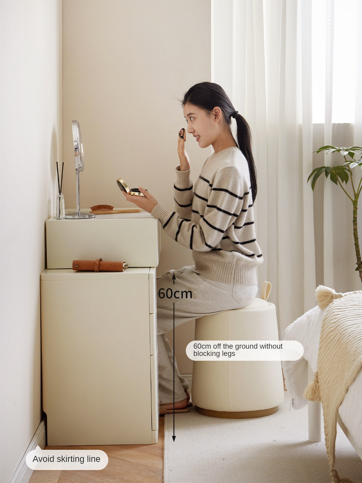 Pine Solid Wood Vanity Table Cream Style.