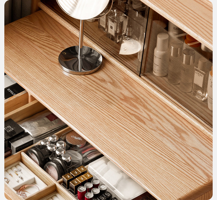 Oak Solid Wood Dressing Table Atmosphere With Lights.