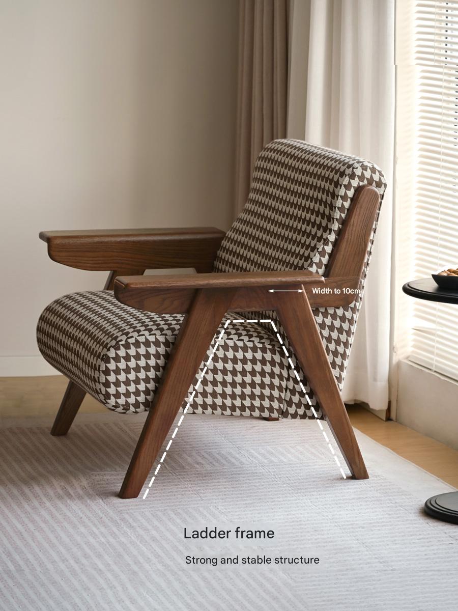 Oak Solid Wood Retro Armchair