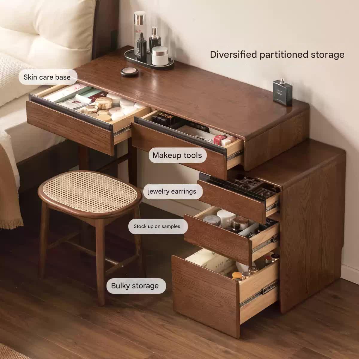 Oak Solid Wood Retractable Modern Dressing Table.