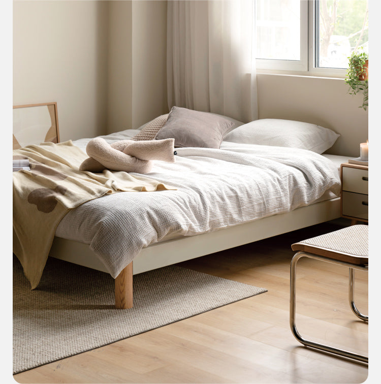 Poplar Solid Wood platform bed, headboard-free bed