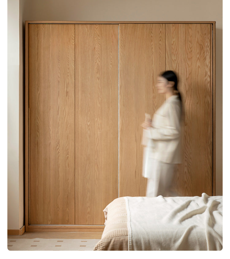 Oak Solid Wood Sliding Door Wardrobe.