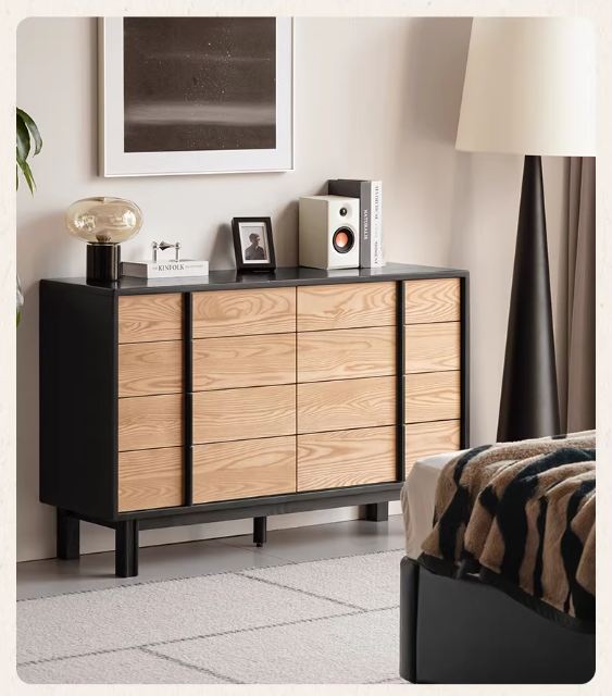 Ash Solid Wood Minimalist Chest of Drawers with Eight Drawers