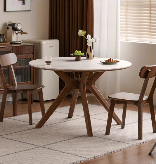 Oak Solid Wood Round Dining Table with Modern Minimalist Design