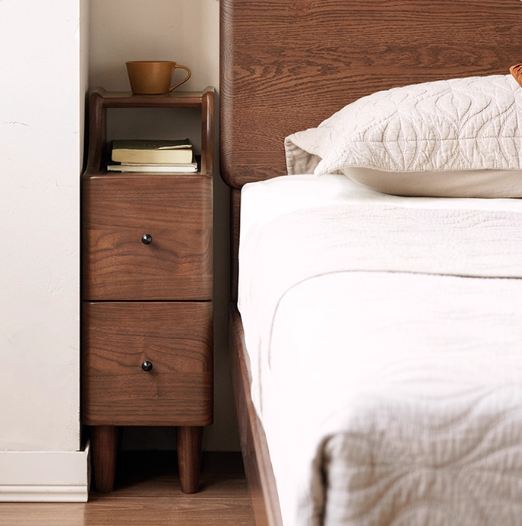 Black Walnut Solid Wood Retro Style Nightstand