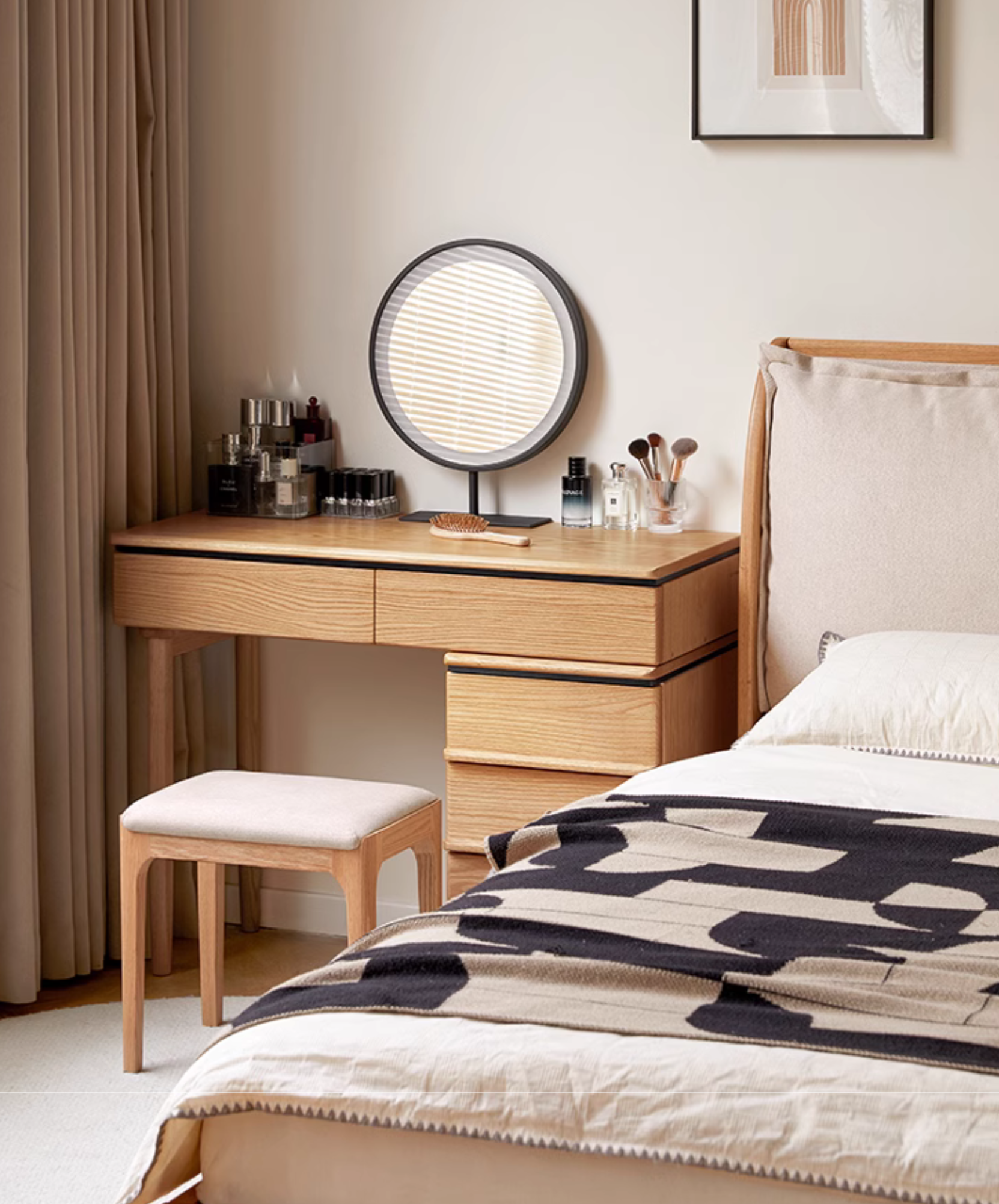 Oak Solid Wood Modern Retractable Vanity Table.