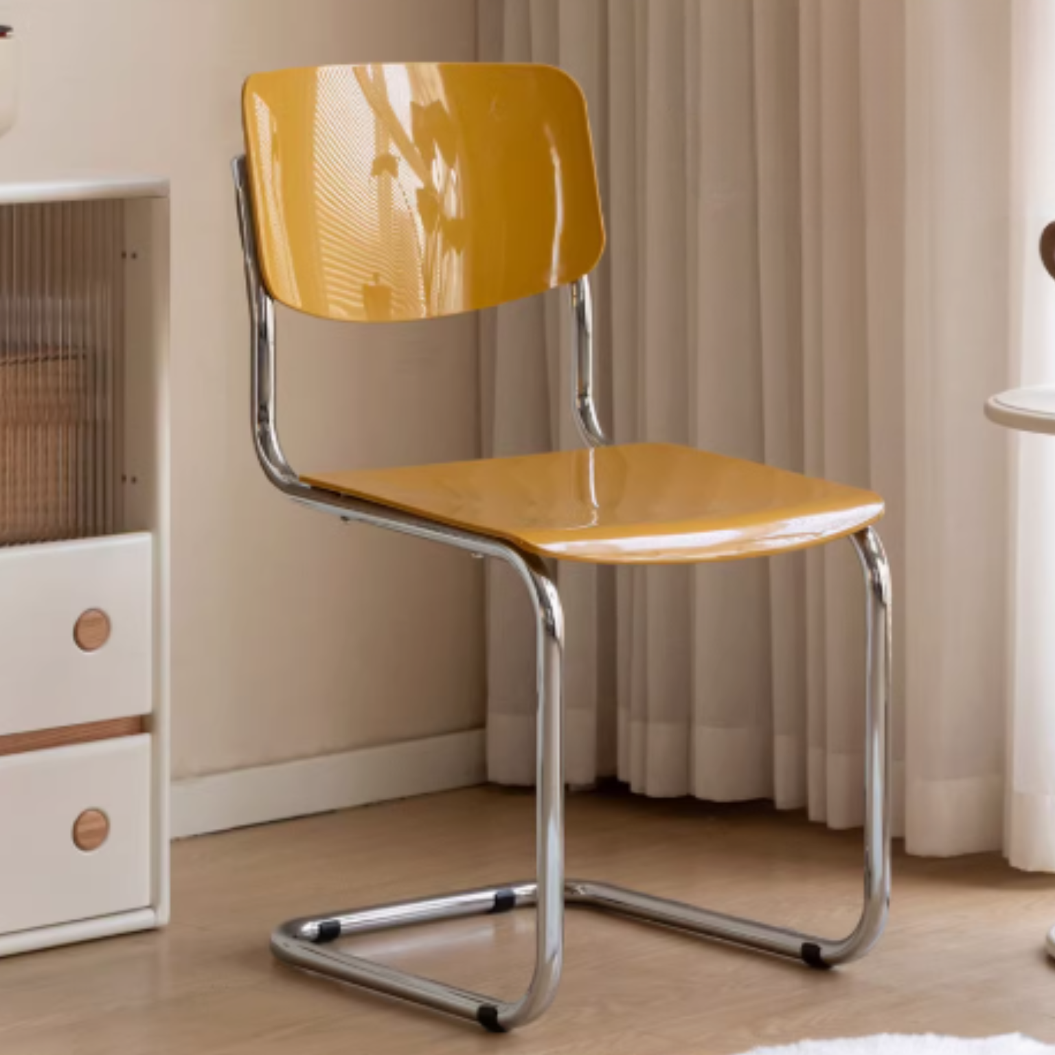 Suspended Bow Modern Dining Chair