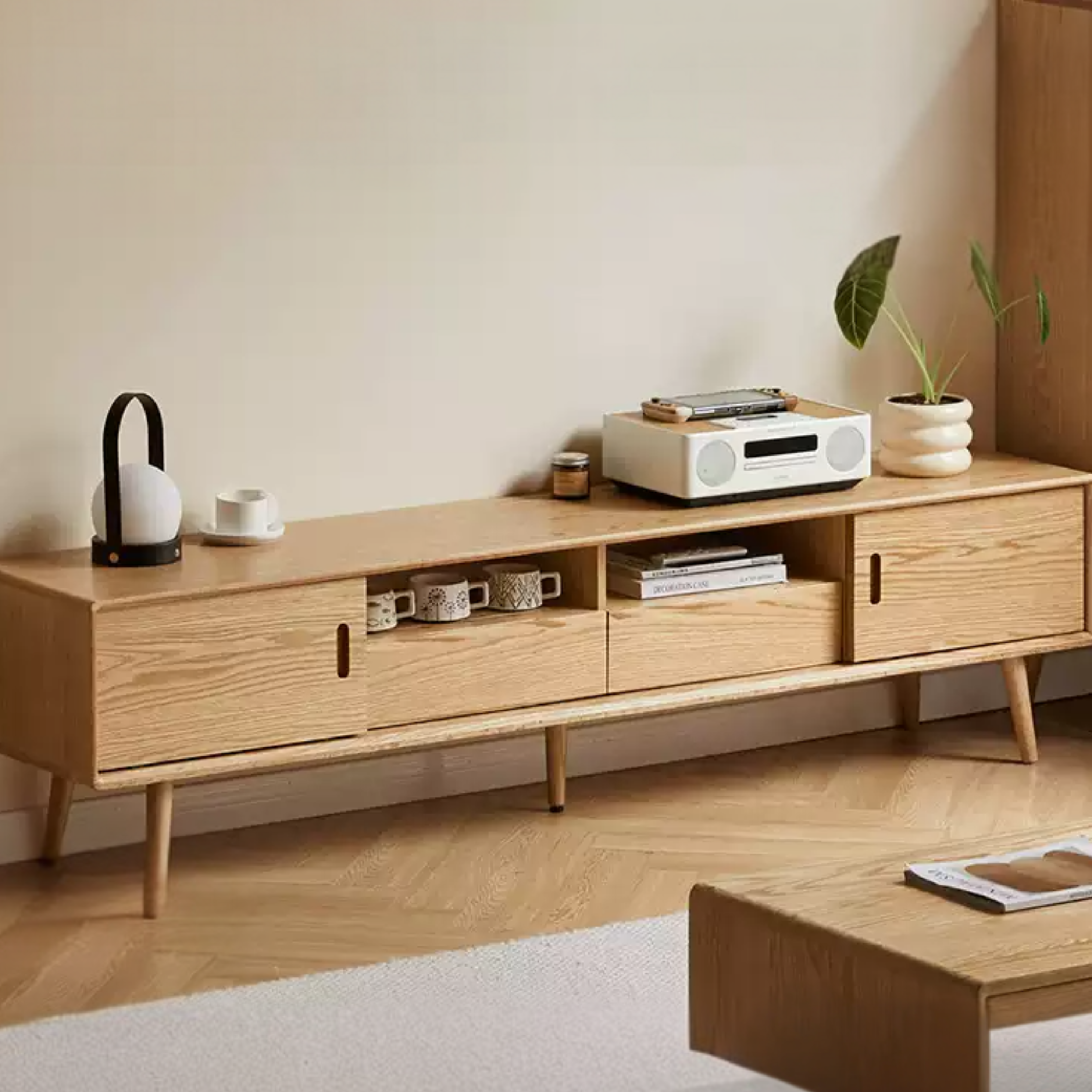 Oak Solid Wood Sliding Door Modern TV Cabinet.