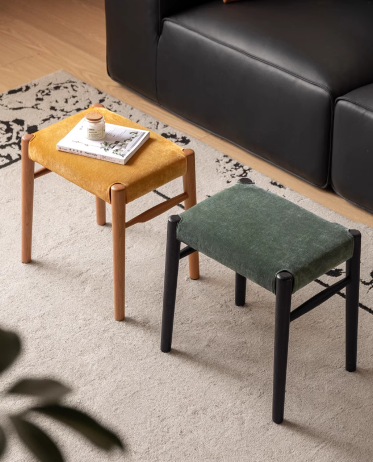 Oak Solid Wood Retro Makeup Stool