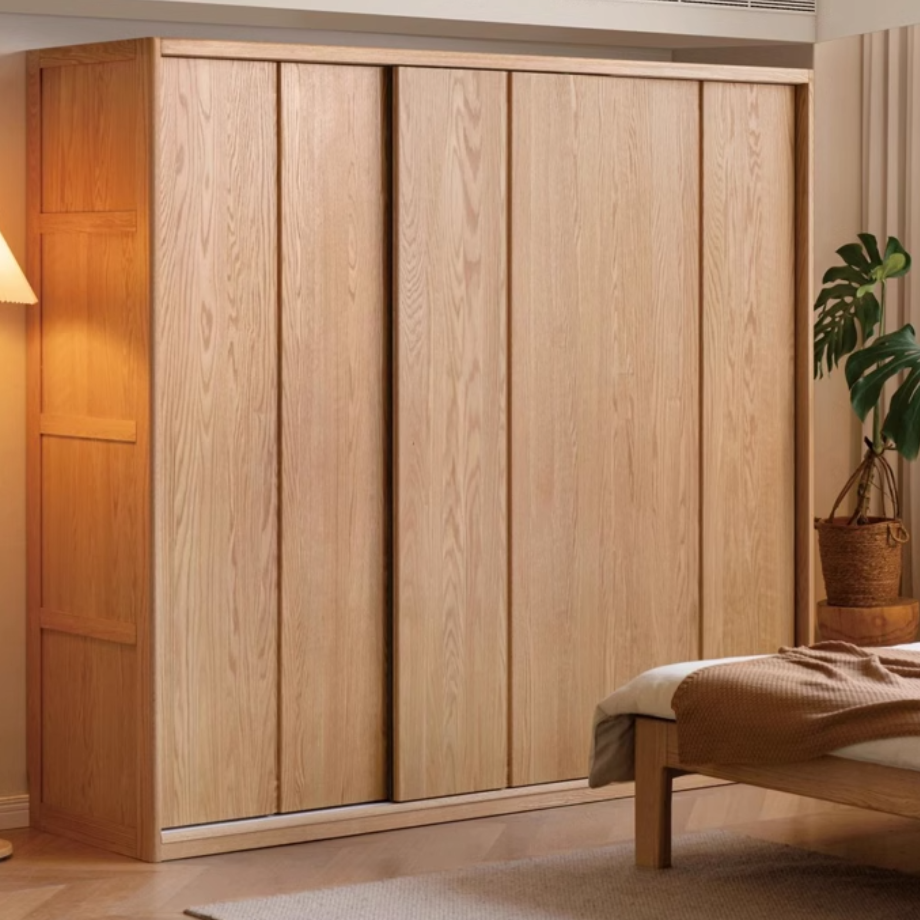 Oak Solid Wood Wardrobe Sliding Door Master Bedroom