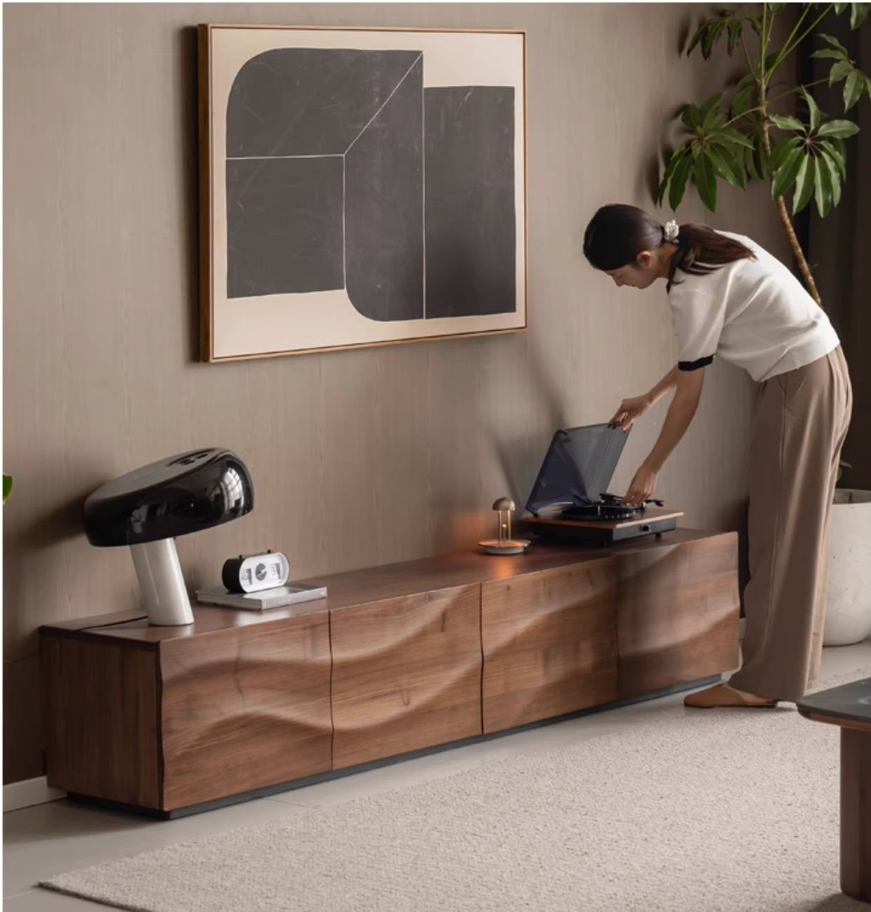 Black Walnut, Sandalwood Italian Light Luxury Style TV Stand