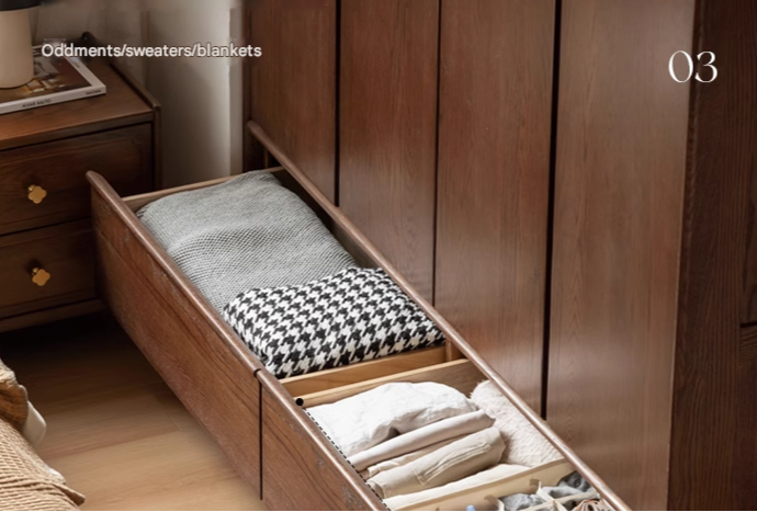 Oak Solid Wood Modern Off-Floor Wardrobe.