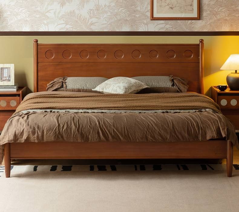 Poplar Solid Wood Bed, Bauhaus Vintage Style