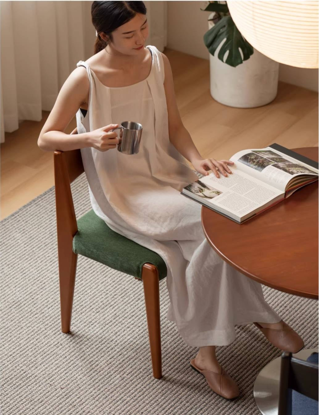 Set 4 pcs Beech, Oak Solid Wood Retro Style Dining Chair.