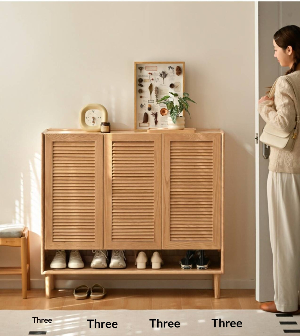 Oak Solid Wood Louvered Door Shoe Cabinet with Open Shelf for Entryway
