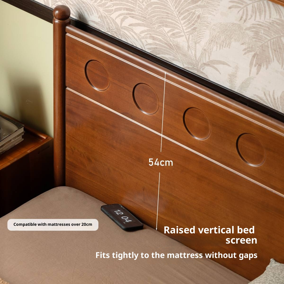 Poplar Solid Wood Bed, Bauhaus Vintage Style