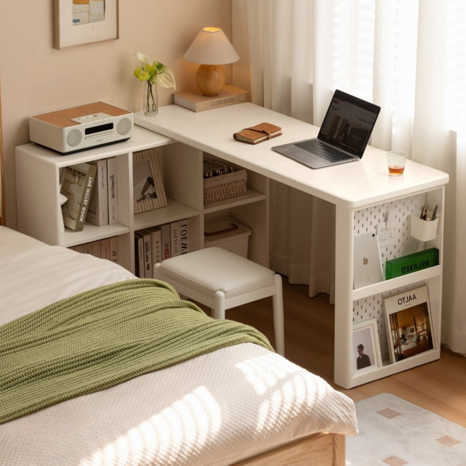 Rubberwood Solid Wood Cream Style Office Desk