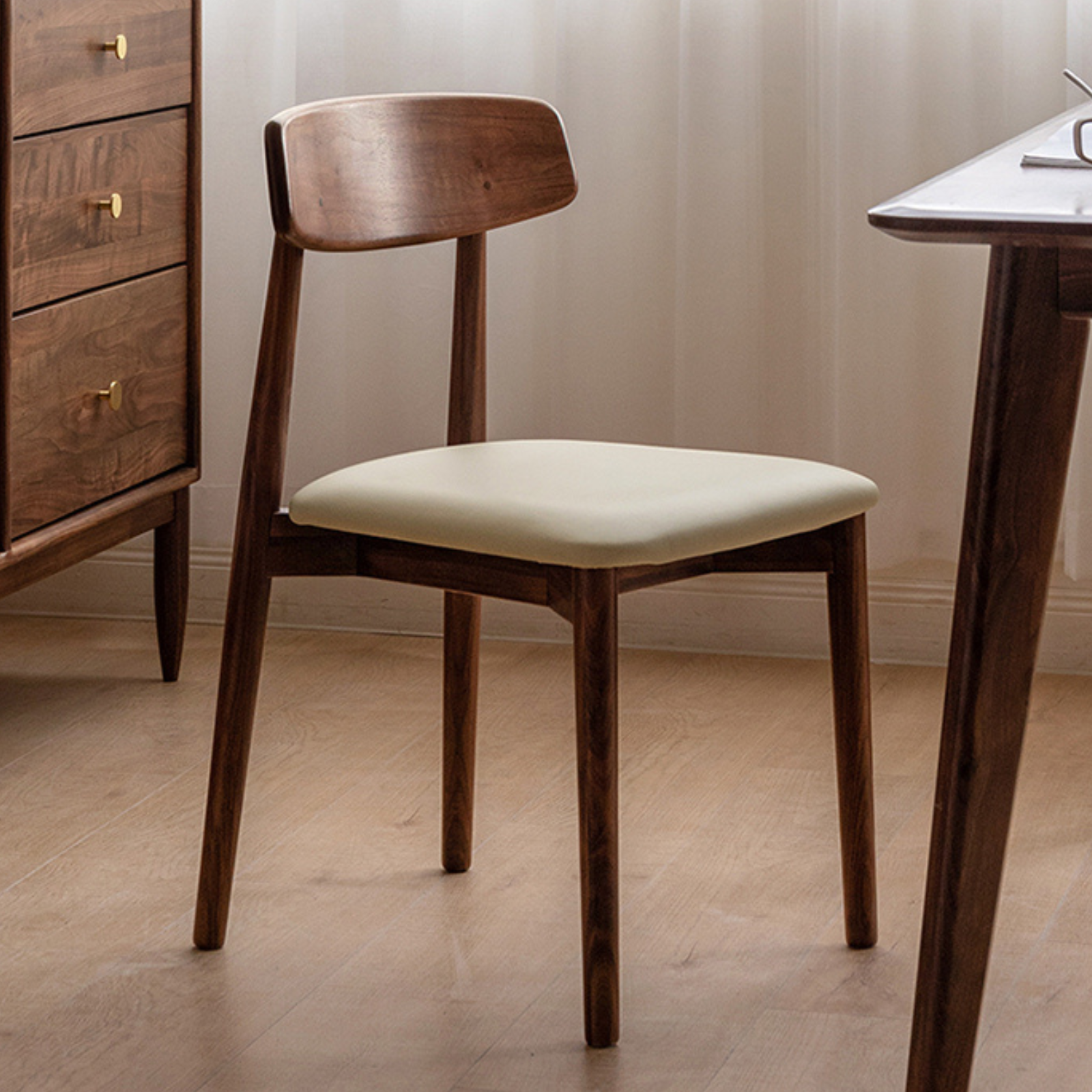 Set 4 pcs Black Walnut, Sandalwood Solid Wood Dining Chair