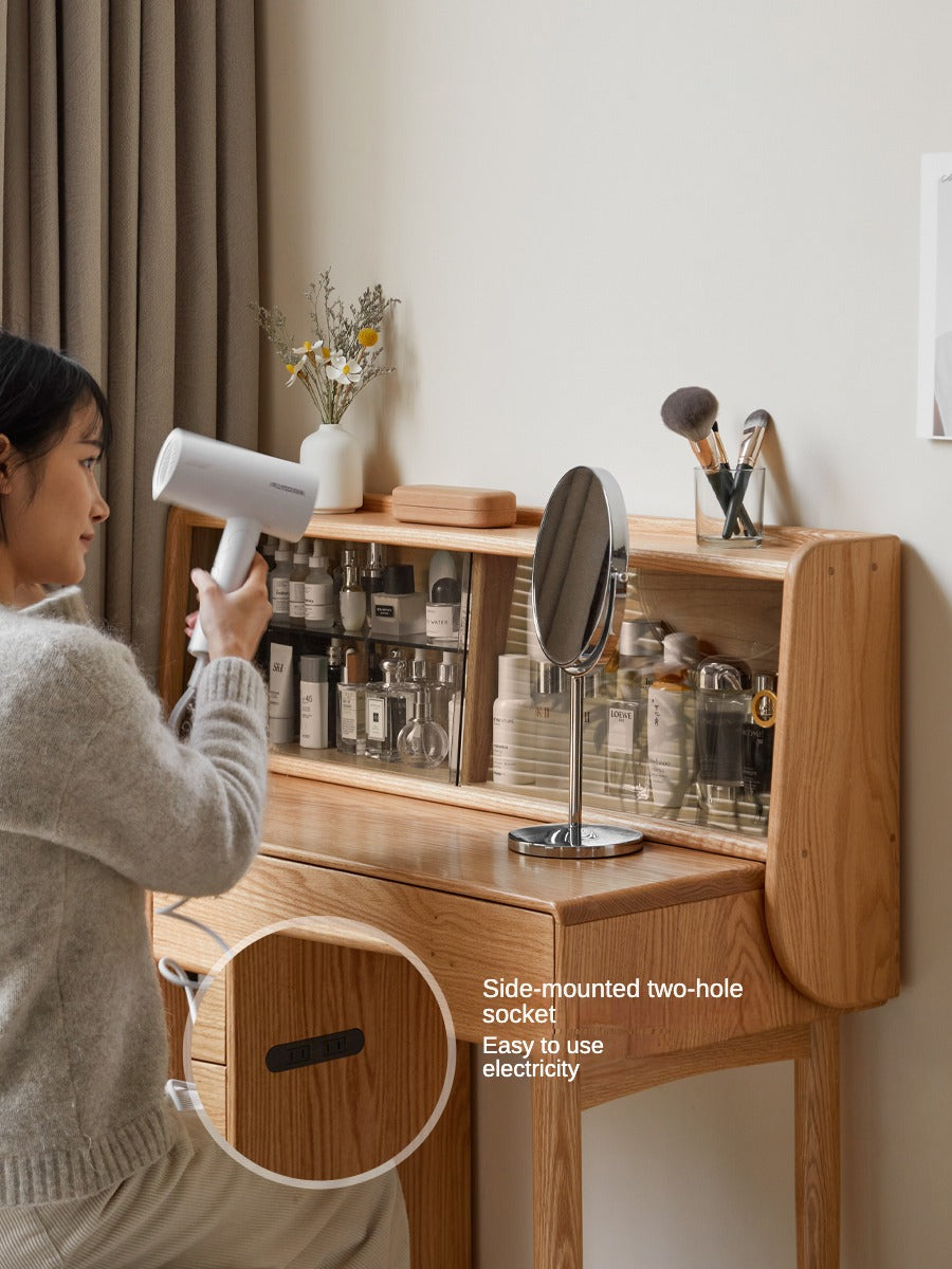Oak Solid Wood Vanity Table Atmosphere With Lights.