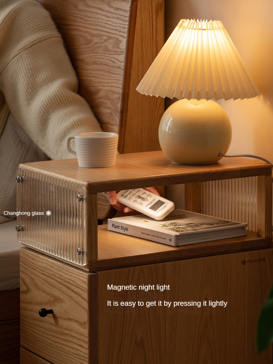Oak Solid Wood wheel nightstand Narrow with Light)