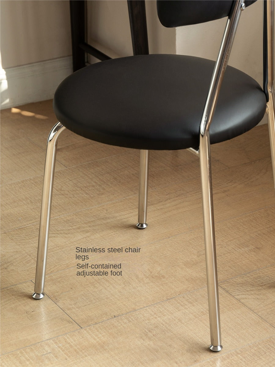 Makeup Soft White/Black Chair