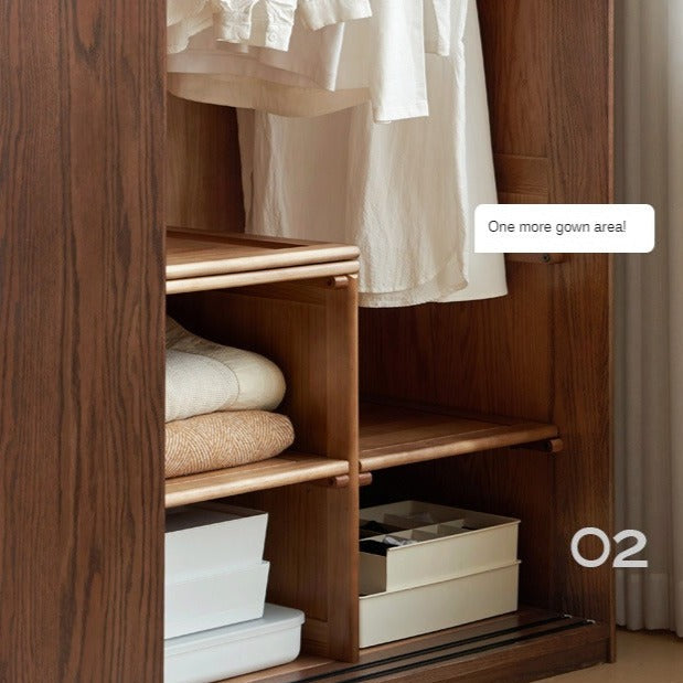 Oak Solid Wood Sliding Door Wardrobe.