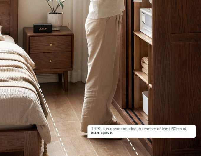 Oak Solid Wood Sliding Door Wardrobe.