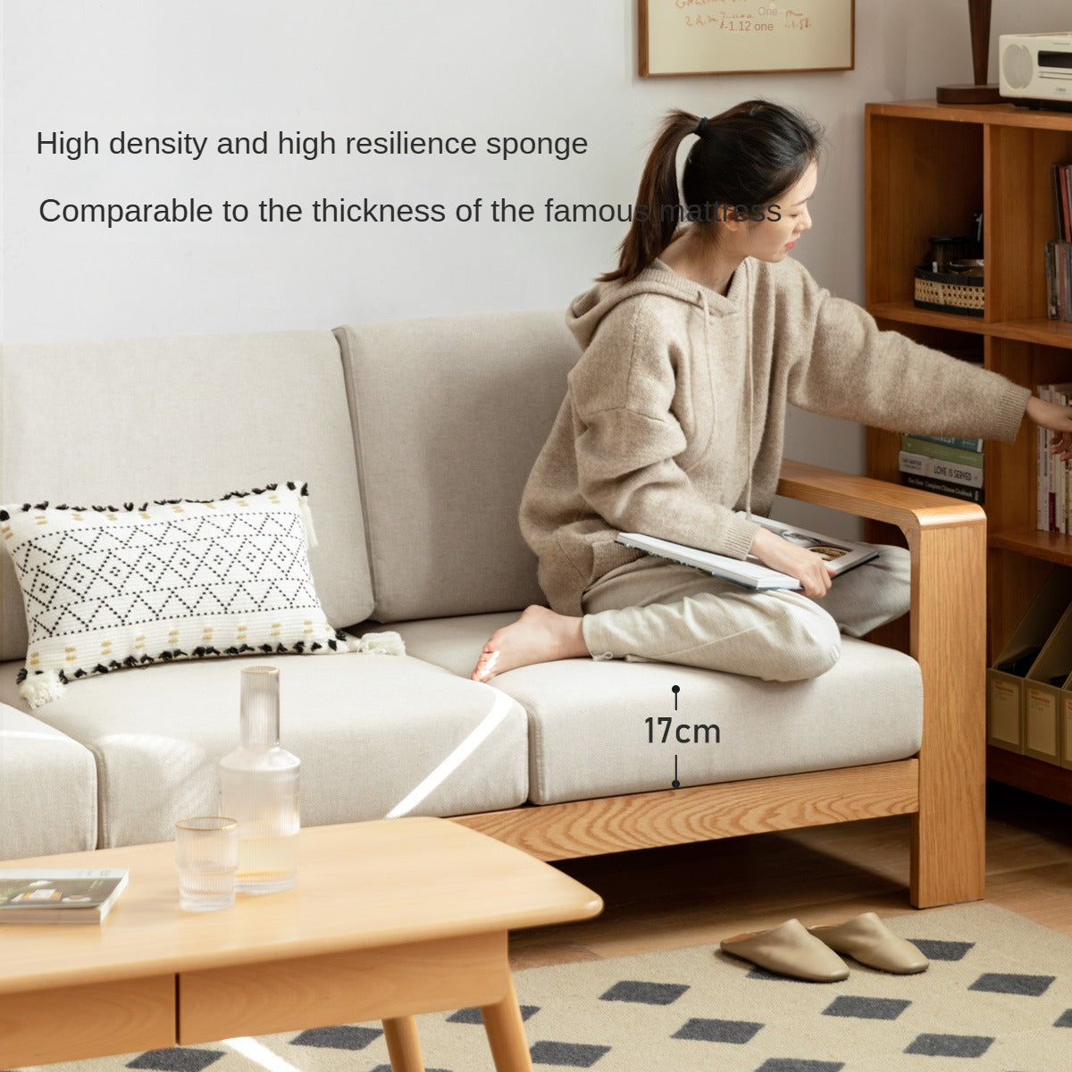Oak, Poplar, Rubberwood, Beech Solid Wood Modern Fabric Sofa.