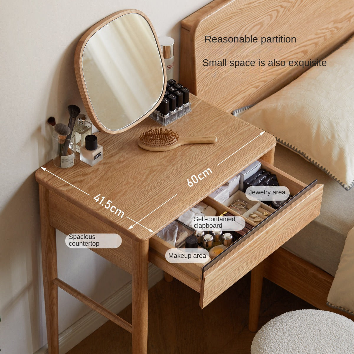 Oak Solid Wood Simple Dressing Table.