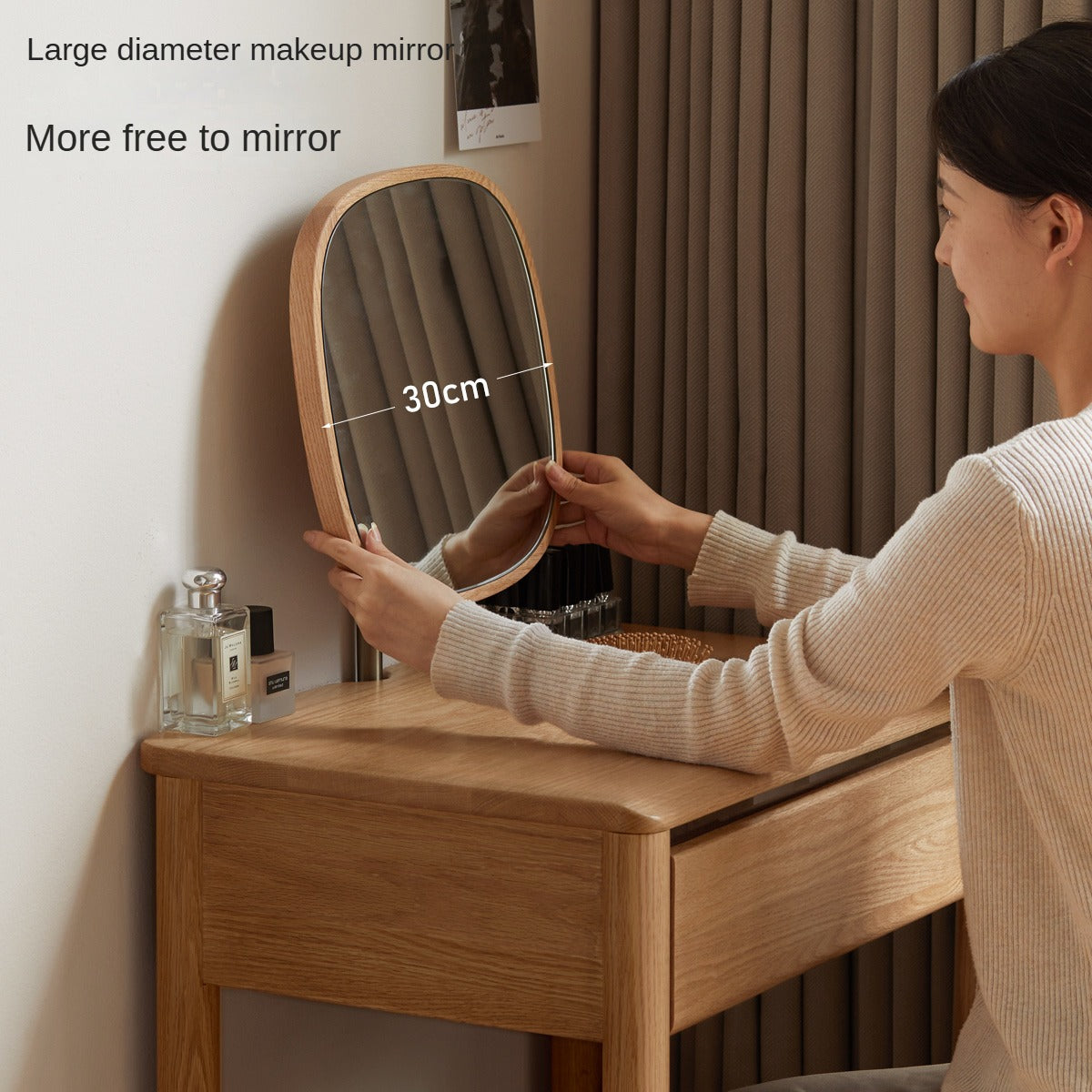 Oak Solid Wood Simple Dressing Table.