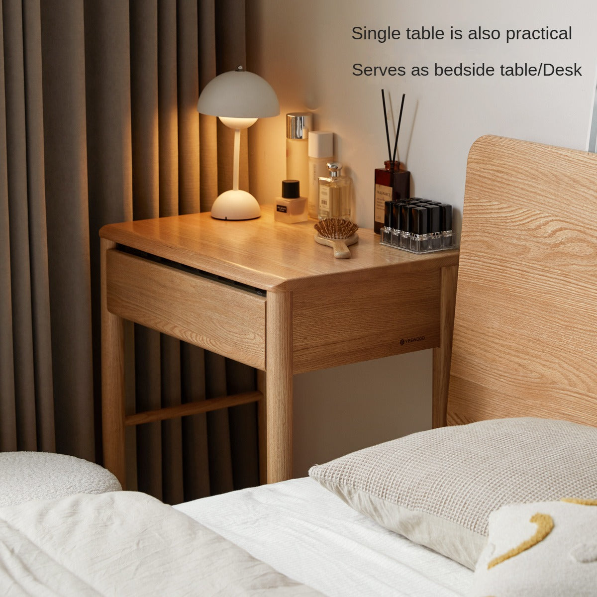 Oak Solid Wood Simple Dressing Table.