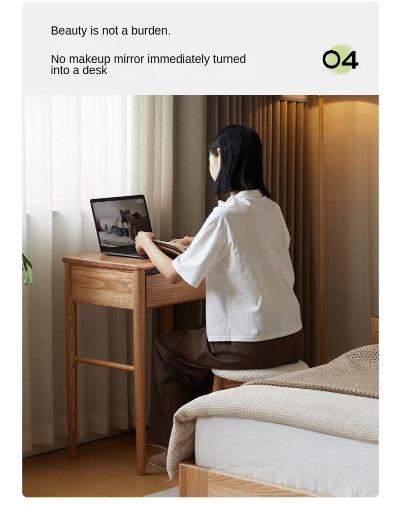 Oak Solid Wood Simple Dressing Table.