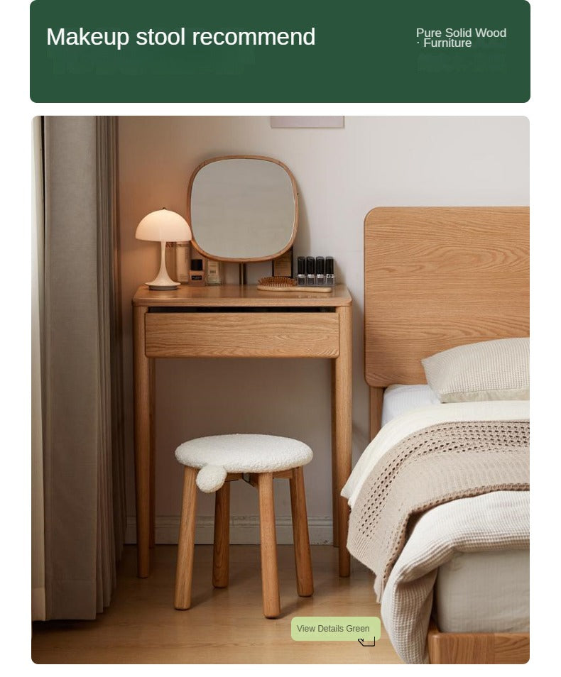 Oak Solid Wood Simple Dressing Table.