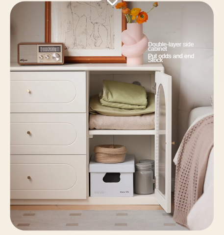 Poplar, Solid Rubberwood French Cream Style Retractable Dressing Table.
