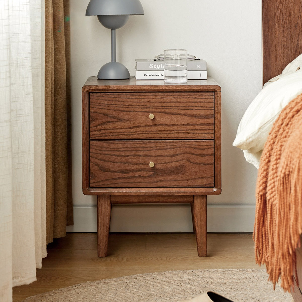 Oak Solid Wood Nordic Nightstand.