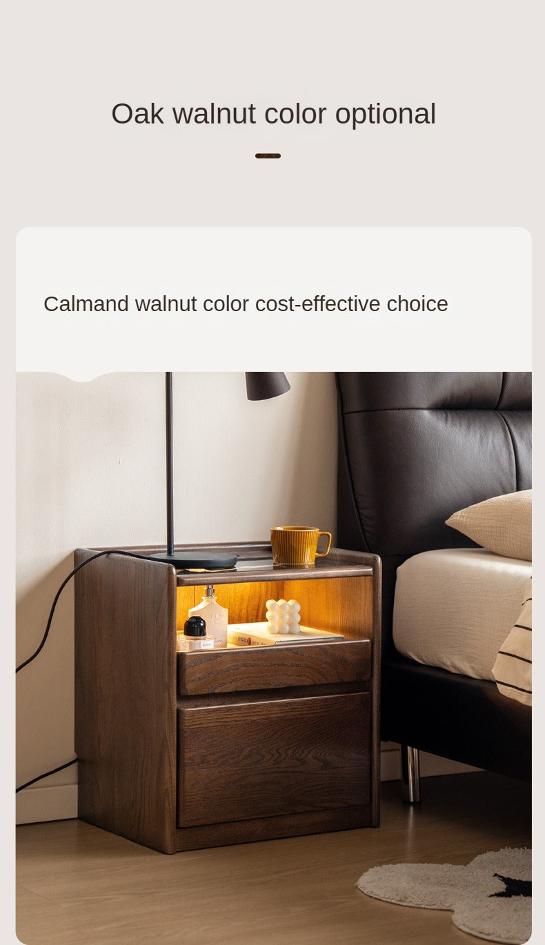 Black Walnut, Oak, Sandalwood Solid Wood Nightstand Socket, Lamp