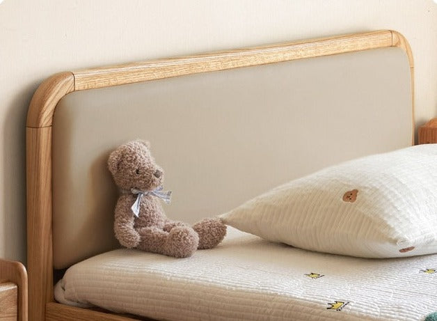 Oak solid wood children's bed with organic leather<